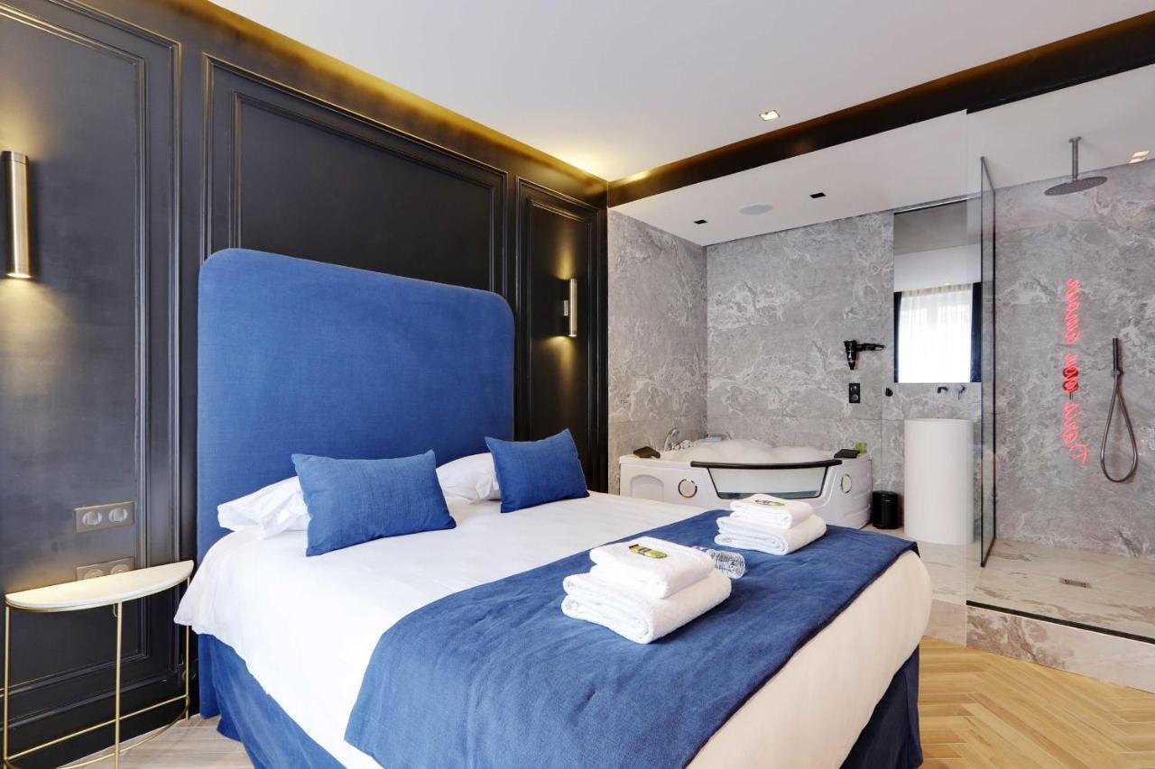 باريس Couples Getaway Unit With Jacuzzi - City Center المظهر الخارجي الصورة