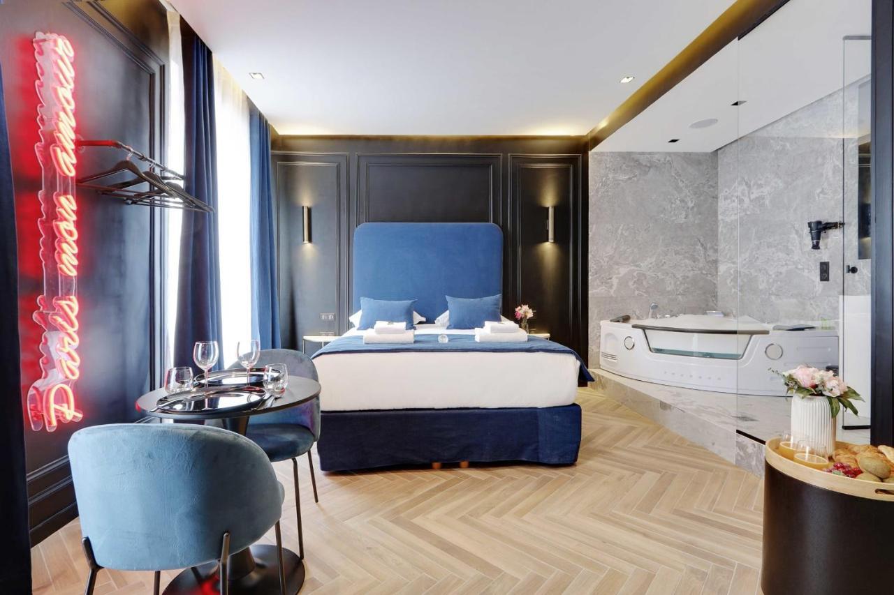 باريس Couples Getaway Unit With Jacuzzi - City Center المظهر الخارجي الصورة